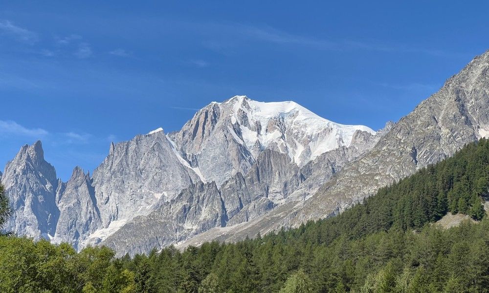 Valle d�Aosta: Italy Among the High Mountains