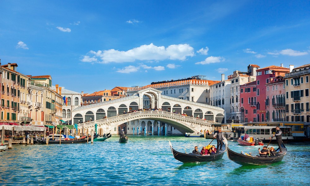 Veneto: From Venice to the Dolomites